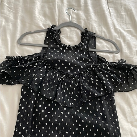 Black Ruffled Off-Shoulder Top - Picture 4 of 4